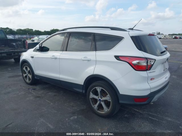 1FMCU0GD4HUB96700 Ford ESCAPE SE