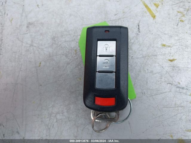 JA4AD3A30EZ003075 Mitsubishi Outlander Se