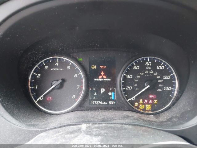 JA4AD3A30EZ003075 Mitsubishi Outlander Se