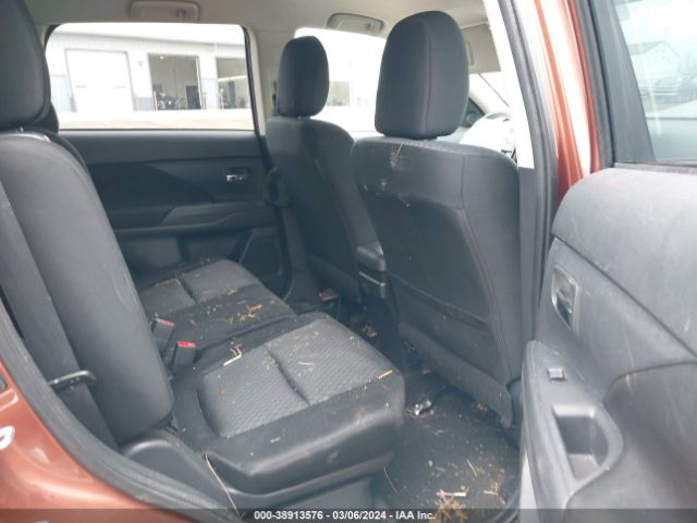 JA4AD3A30EZ003075 Mitsubishi Outlander Se