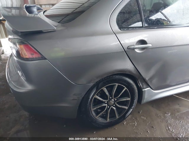 JA32U2FU8HU012595 Mitsubishi LANCER ES