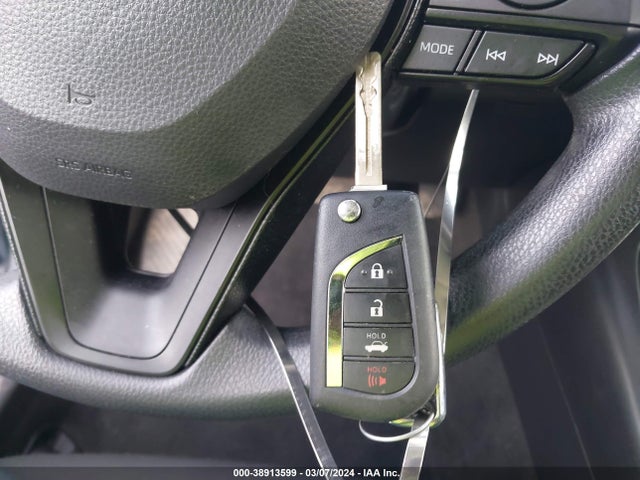 Toyota COROLLA LE 2022 JTDEPMAE9N3023785 Image 11