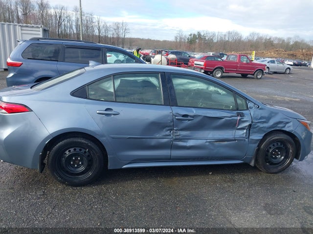 Toyota COROLLA LE 2022 JTDEPMAE9N3023785 Image 13