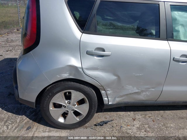 KIA Soul 2016 KNDJN2A28G7837856 Image 6