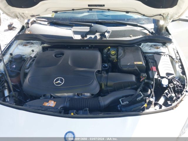 WDDSJ4EB8FN269873 Mercedes-Benz CLA 250