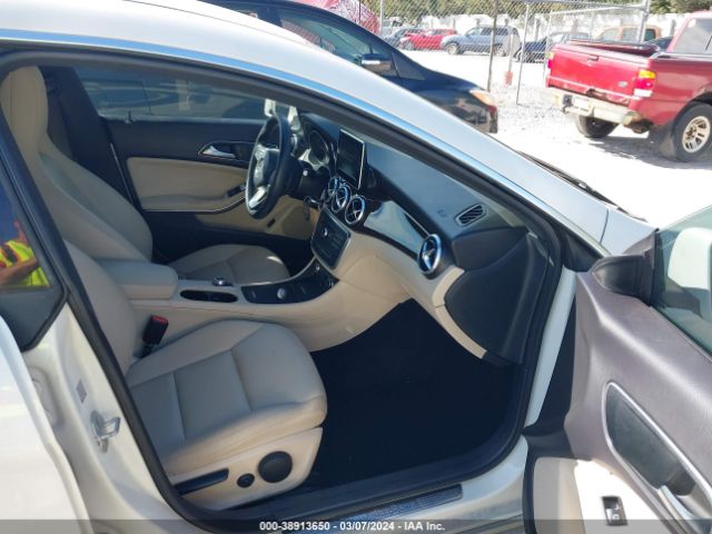 WDDSJ4EB8FN269873 Mercedes-Benz CLA 250