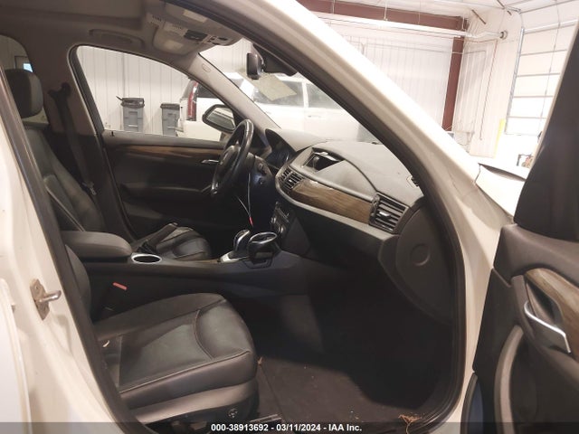 2014 BMW X1 XDRIVE28I VIN: WBAVL1C54EVR94203
