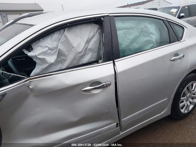 Nissan Altima 2.5 S 2014 1N4AL3AP8EC423994 Image 14