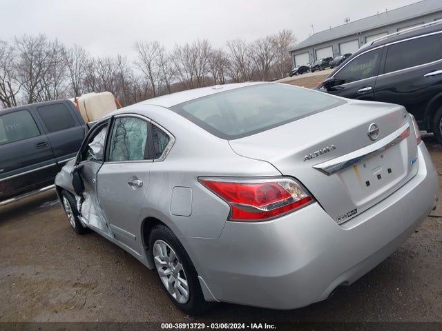 Nissan Altima 2.5 S 2014 1N4AL3AP8EC423994 Image 3