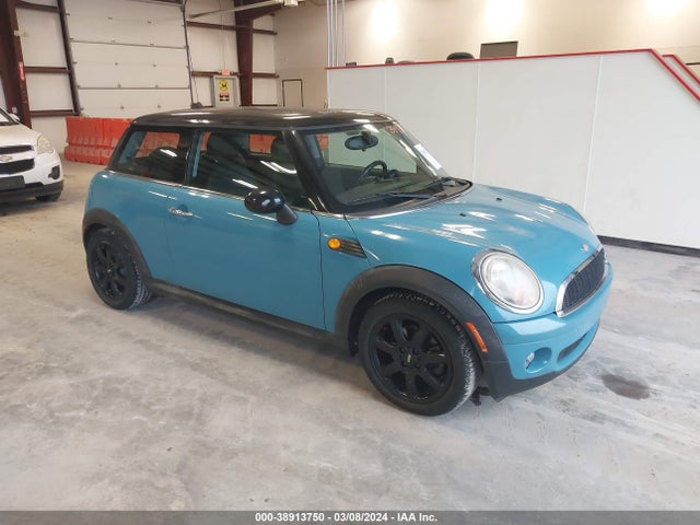 2007 MINI COOPER-4 CYL. WMWNF33587TT56582 Photo 0