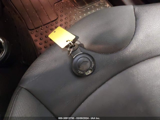 2007 MINI COOPER-4 CYL. WMWNF33587TT56582 Photo 10