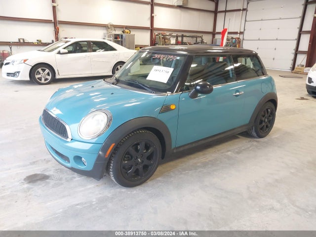2007 MINI COOPER-4 CYL. WMWNF33587TT56582 Photo 1