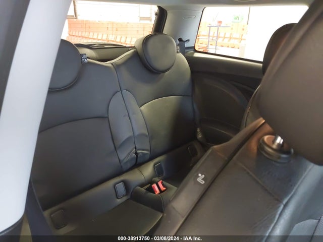 2007 MINI COOPER-4 CYL. WMWNF33587TT56582 Photo 7