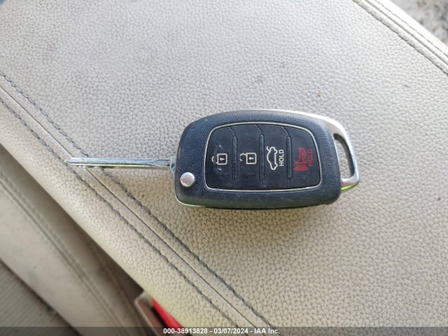 Hyundai SONATA SE 2017 5NPE24AF7HH472768 Image 11