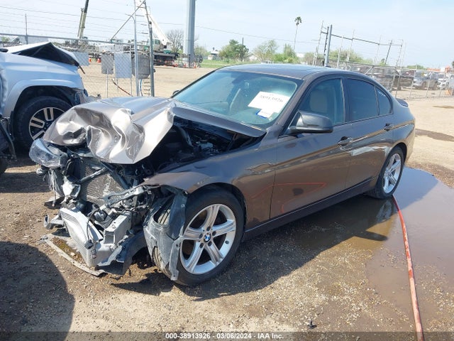 BMW 328I 2014 WBA3C1C55EK111136 Image 2