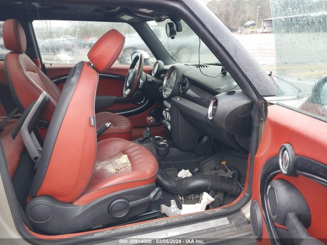 2007 MINI COOPER S WMWMF735X7TL91292 Photo 4