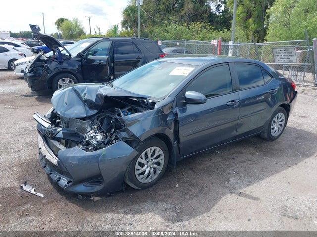 Toyota COROLLA LE 2019 2T1BURHE0KC212262 Image 2