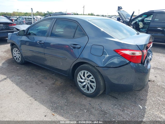 Toyota COROLLA LE 2019 2T1BURHE0KC212262 Image 3