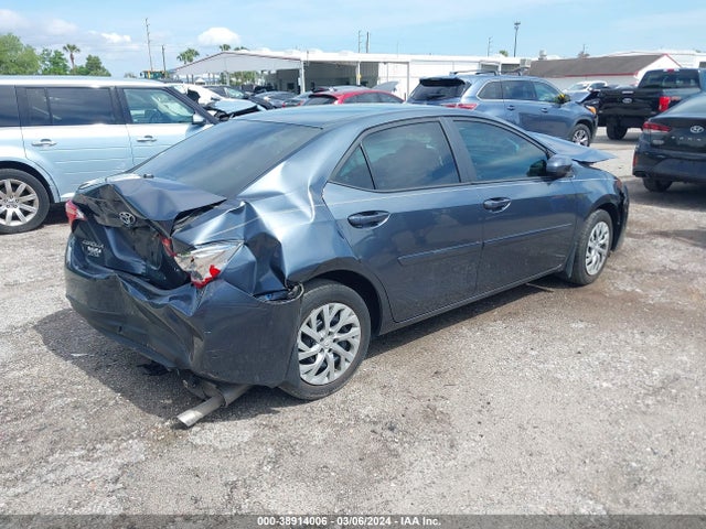 Toyota COROLLA LE 2019 2T1BURHE0KC212262 Image 4