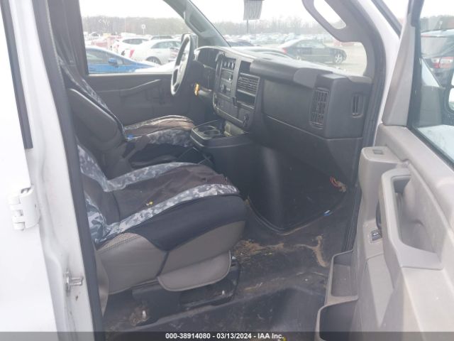 1GTW7AFF9G1901766 GMC Savana 2500 Work Van
