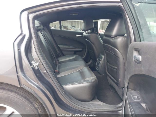 2C3CDXBG3KH725308 Dodge Charger Sxt Rwd