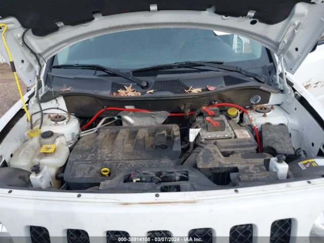 1C4NJRFB4HD174660 Jeep Patriot Latitude 4x4