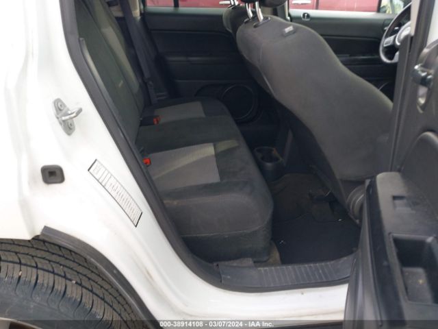 1C4NJRFB4HD174660 Jeep Patriot Latitude 4x4