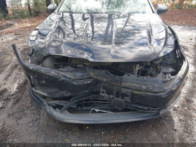 3VWEB7BU8KM240239 Volkswagen Jetta 1.4t Sel