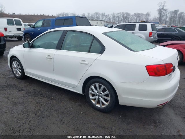 3VWD17AJ6EM361796 Volkswagen Jetta 1.8t Se