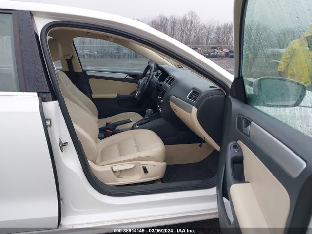 3VWD17AJ6EM361796 Volkswagen Jetta 1.8t Se