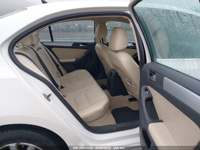 3VWD17AJ6EM361796 Volkswagen Jetta 1.8t Se