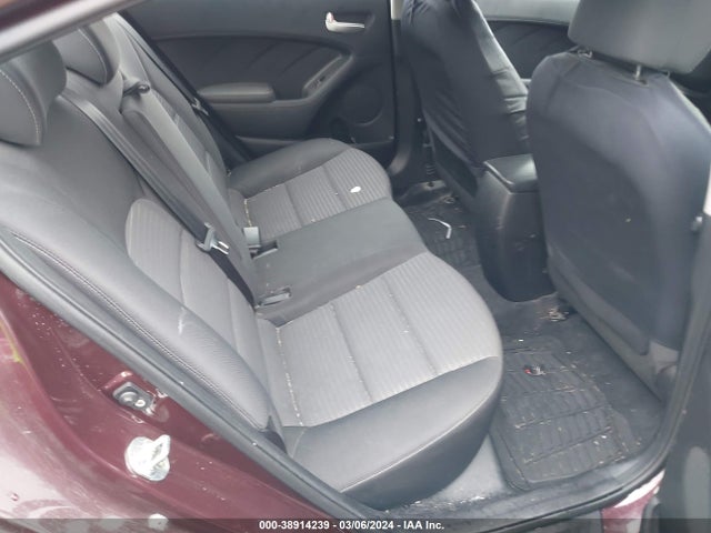 KIA FORTE LX 2017 3KPFL4A74HE131634 Image 8