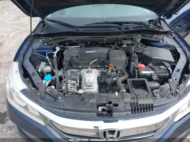 Honda ACCORD EX 2017 1HGCR2F72HA118058 Image 10