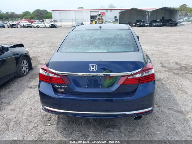 Honda ACCORD EX 2017 1HGCR2F72HA118058 Image 16