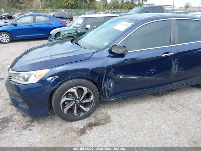 Honda ACCORD EX 2017 1HGCR2F72HA118058 Image 6