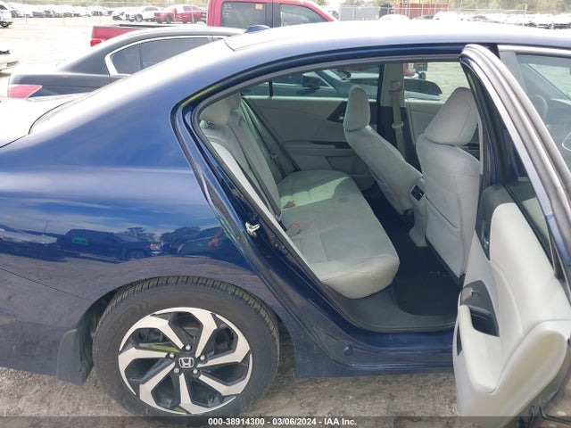 Honda ACCORD EX 2017 1HGCR2F72HA118058 Image 8