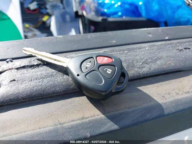 Toyota 4RUNNER SR5 2016 JTEZU5JR3G5110099 Image 11