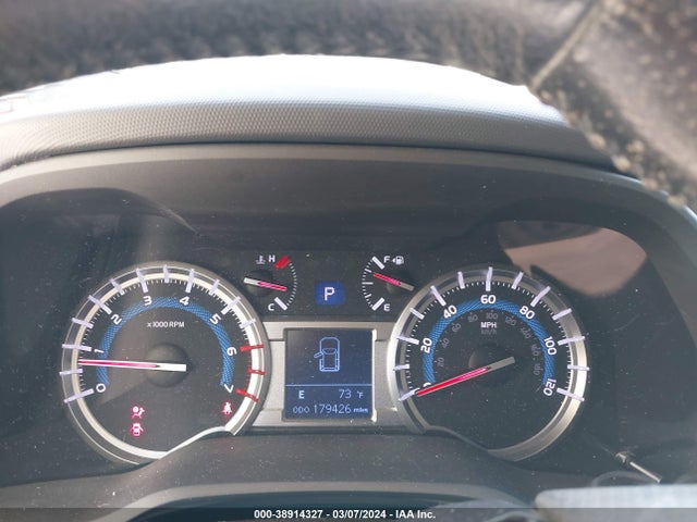 Toyota 4RUNNER SR5 2016 JTEZU5JR3G5110099 Image 15