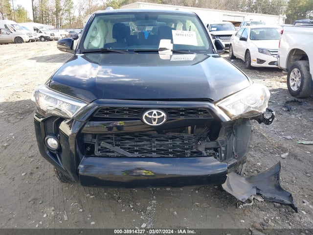 Toyota 4RUNNER SR5 2016 JTEZU5JR3G5110099 Image 6