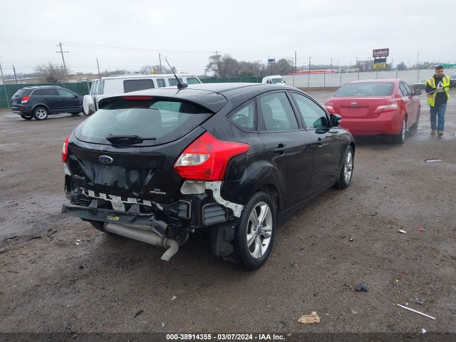 Ford FOCUS SE 2014 1FADP3K20EL293858 Image 4