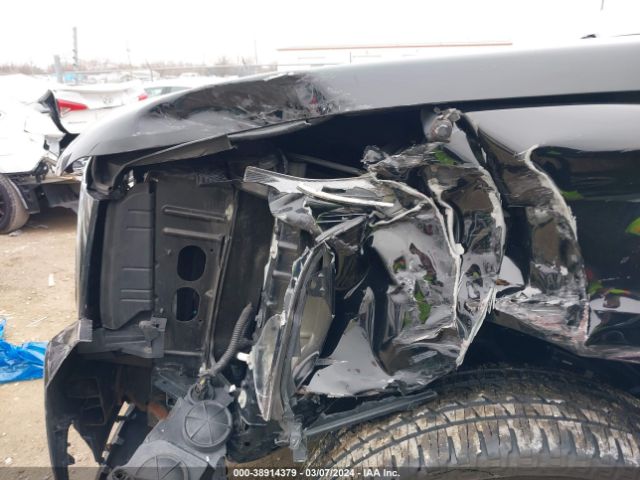 1GKS2HKC8FR125801 GMC Yukon Xl 1500 Slt