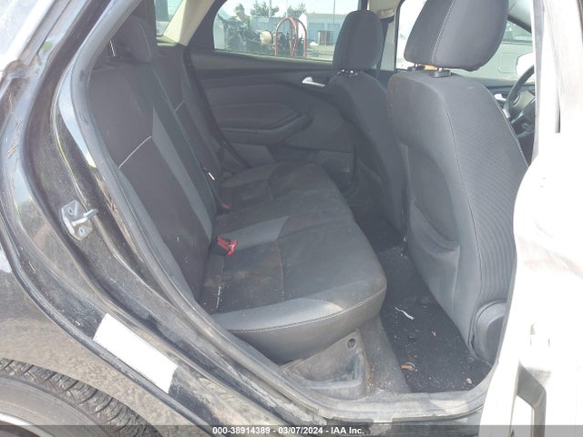 Ford FOCUS SE 2014 1FADP3K25EL455869 Image 8