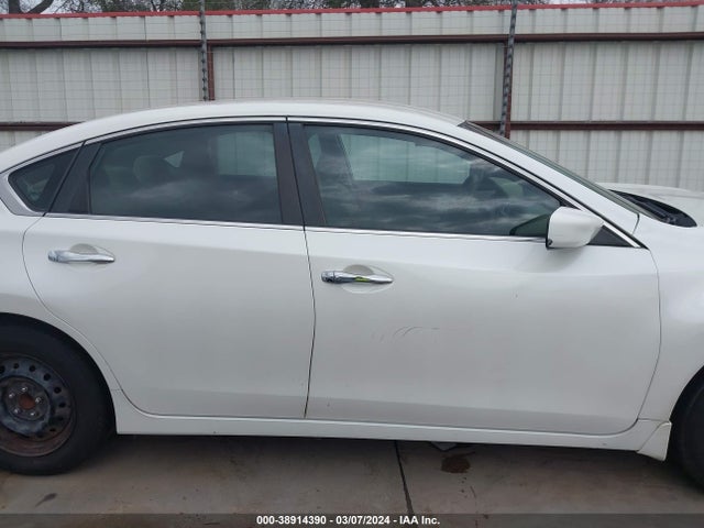Nissan Altima 2.5 S 2015 1N4AL3AP6FC486660 Image 12
