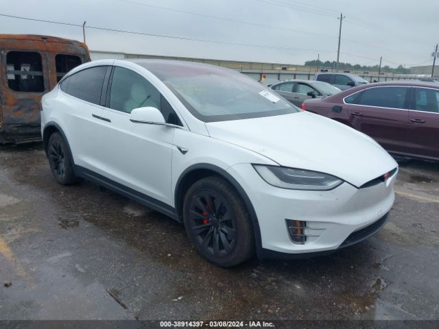 38914397 :رقم المزاد ، 5YJXCBE41GF028222 vin ، 2016 Tesla Model X 75d/p100d/p90d مزاد بيع