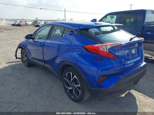 Toyota C-HR XLE 2019 NMTKHMBX2KR093069 Image 3