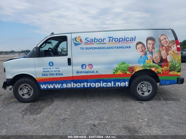 Chevrolet Express 3500 Work Van 2017 1GCZGGFF9H1176350 Image 14