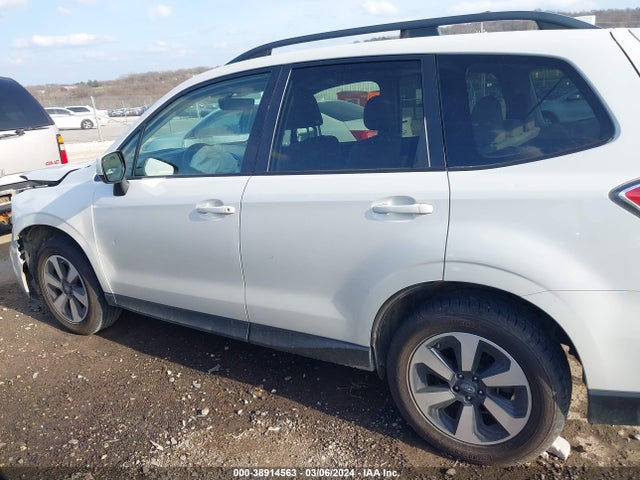 Subaru Forester 2.5i Premium 2017 JF2SJAEC0HH541384 Image 15