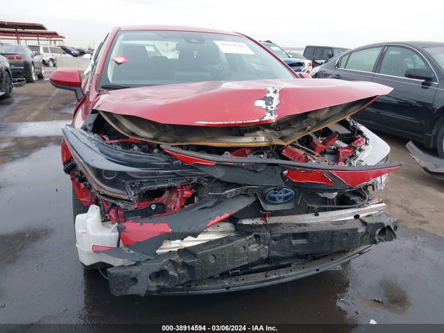 Toyota Corolla Hybrid Le 2021 JTDEAMDE9MJ012051 Image 13