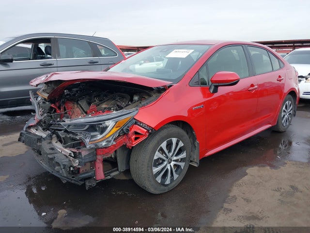Toyota Corolla Hybrid Le 2021 JTDEAMDE9MJ012051 Image 2