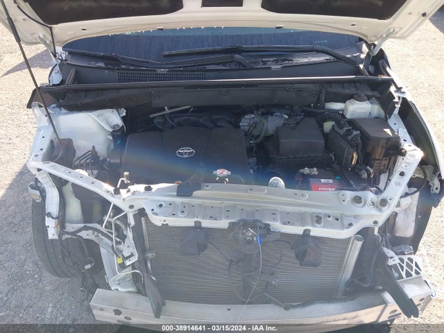 Toyota Highlander Xle 2019 5TDKZRFH7KS357286 Image 10